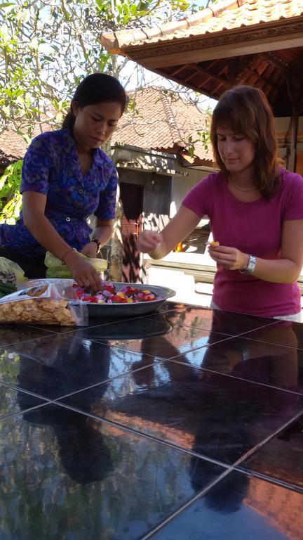 Vinaya Homestay อูบุด ภายนอก รูปภาพ